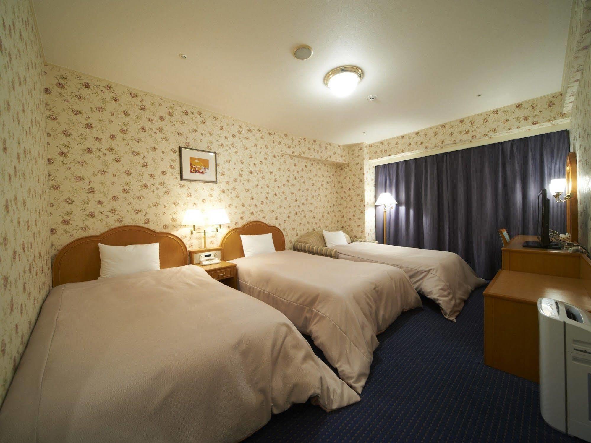 Hotel Sunroute Sopra Kobe Luaran gambar